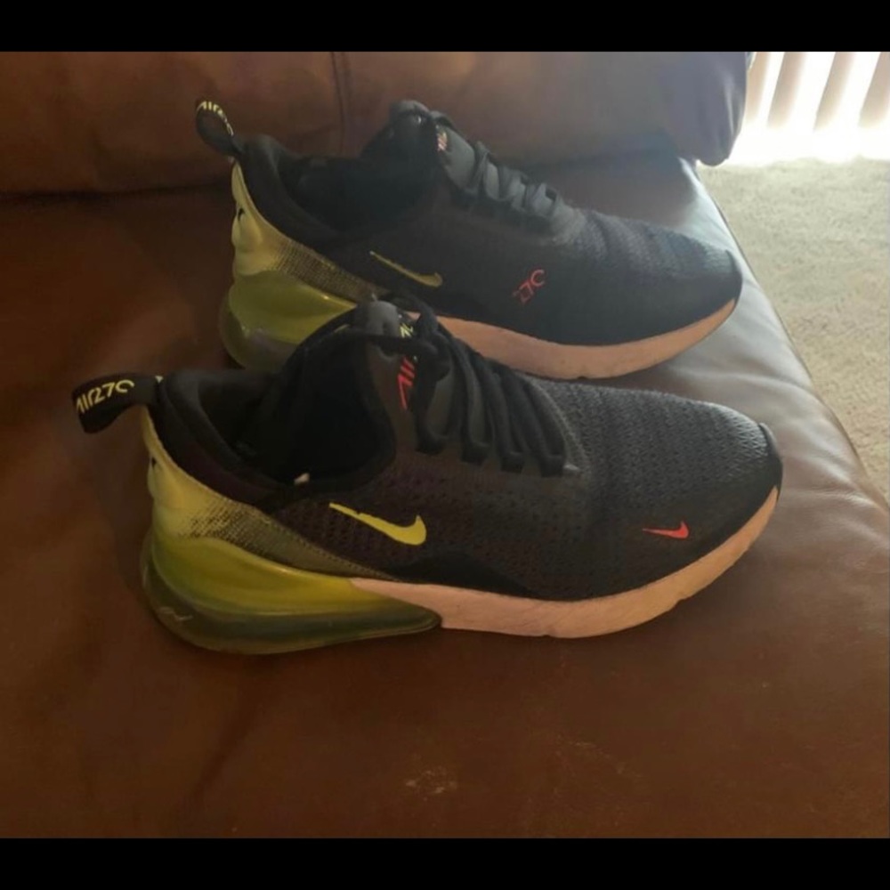Boy/Youth Nike Shoes For Sale